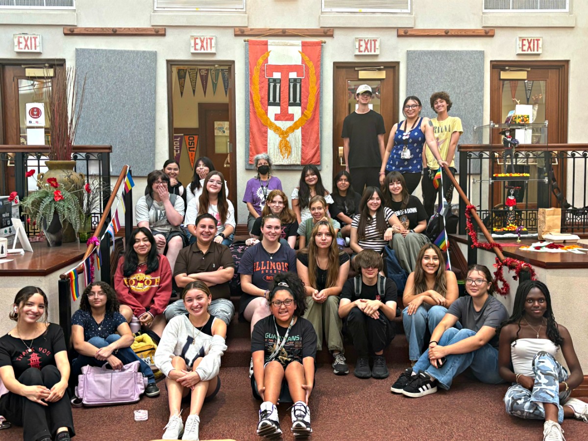 Conscientious High Schoolers Support Animal Rescue by Helping PACC